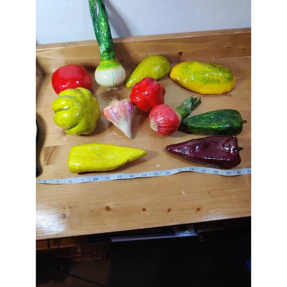 Lot of 12 VTG Paper Mache Fruit Veggie Mexican Folk Art Kitchen Decor Grannycore - Picture 5 of 6